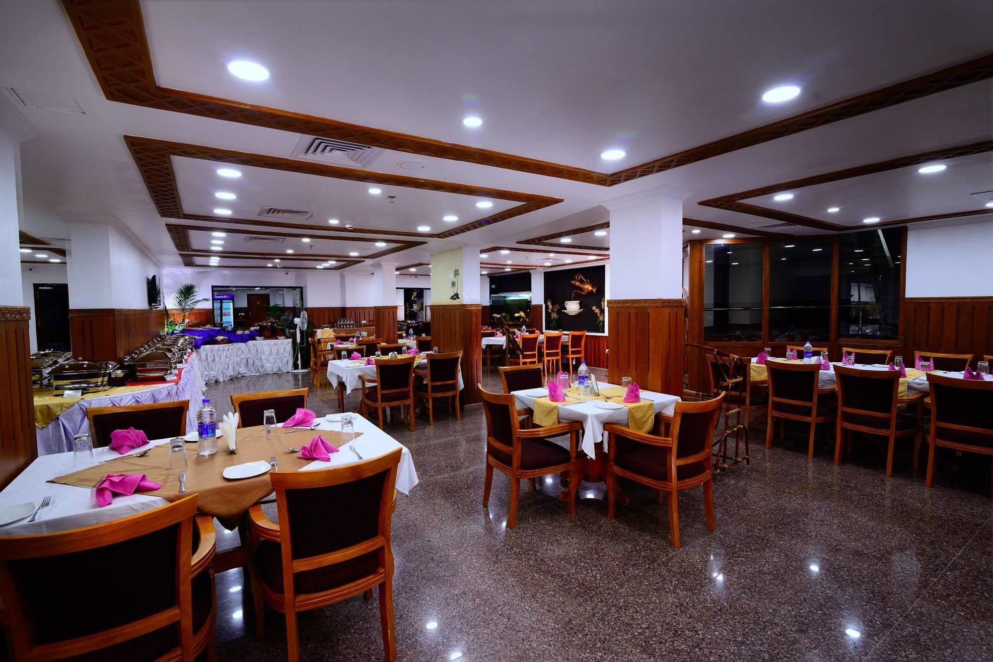 Sps Kings Way Hotel Thiruvananthapuram Екстериор снимка